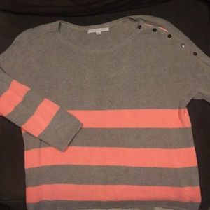Gap sweater